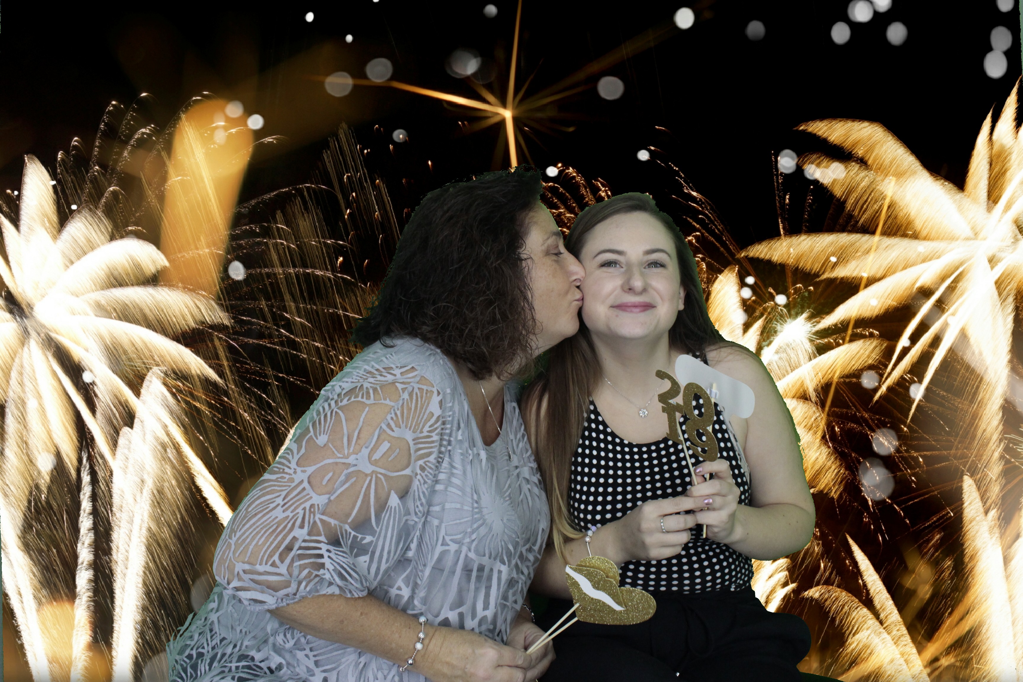 The Sussex Exchange New Years Eve | View more photos from the event at gallery.myphotoboothexperience.co.uk/u/MyPhotoBoothExperienceLtd/The-Sussex-Exchange-New-Years-Eve